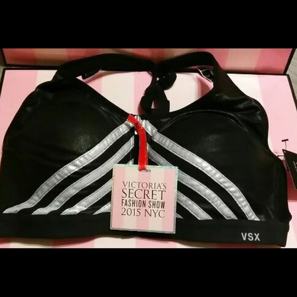 Vs Fashion Show knockout sports bra